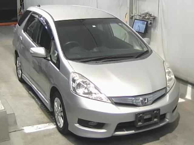 2563 Honda Fit shuttle GP2 2011 г. (JU Nagano)